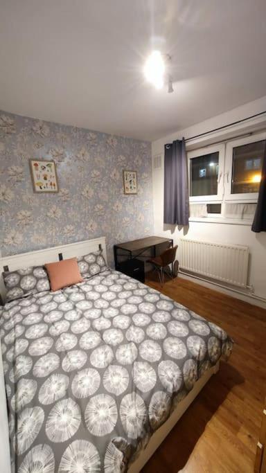Central London Spacious Flat With 2 To 3 Bedrooms Экстерьер фото